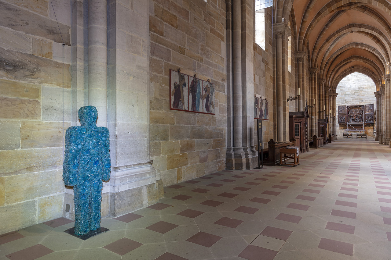 HA Schult, People of Glass - Human Fragility,  Exhibition Bamberg 2025